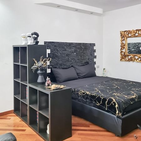Colosseum Luxury Suite Rome Exterior photo